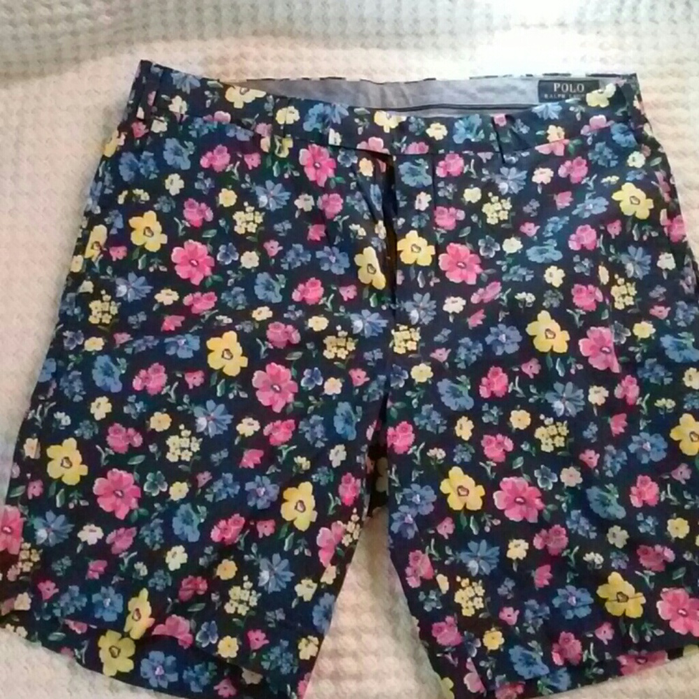 Floral Shorts New without Tags